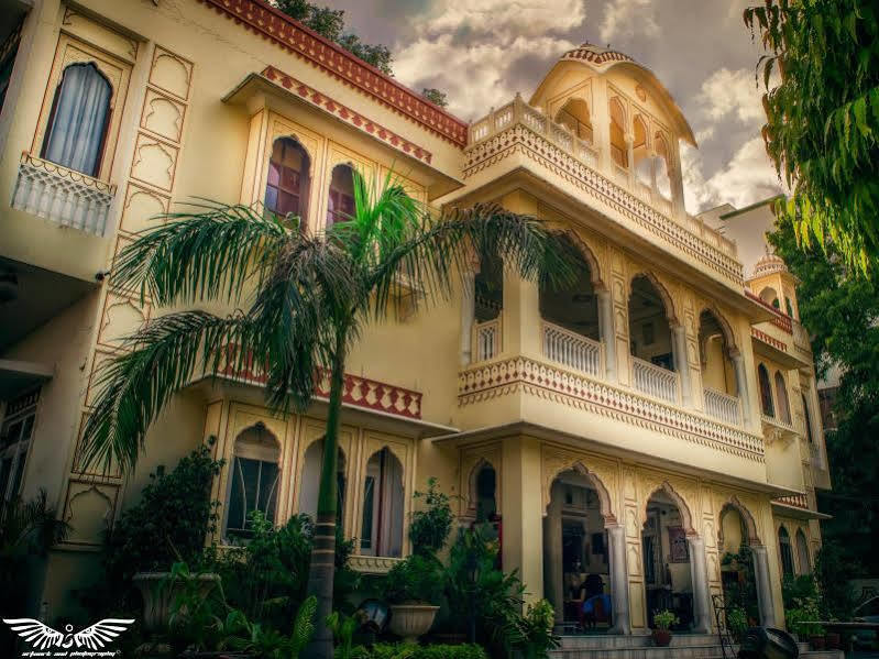 Krishna Palace - A Heritage Hotel Джапур Экстерьер фото